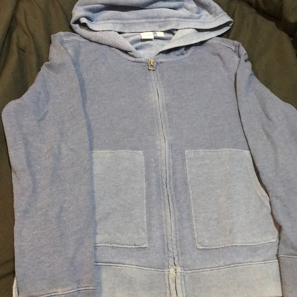 Gap - Picture 2 of 2